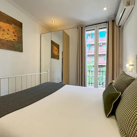 Unique At Mallorca * 巴塞罗那